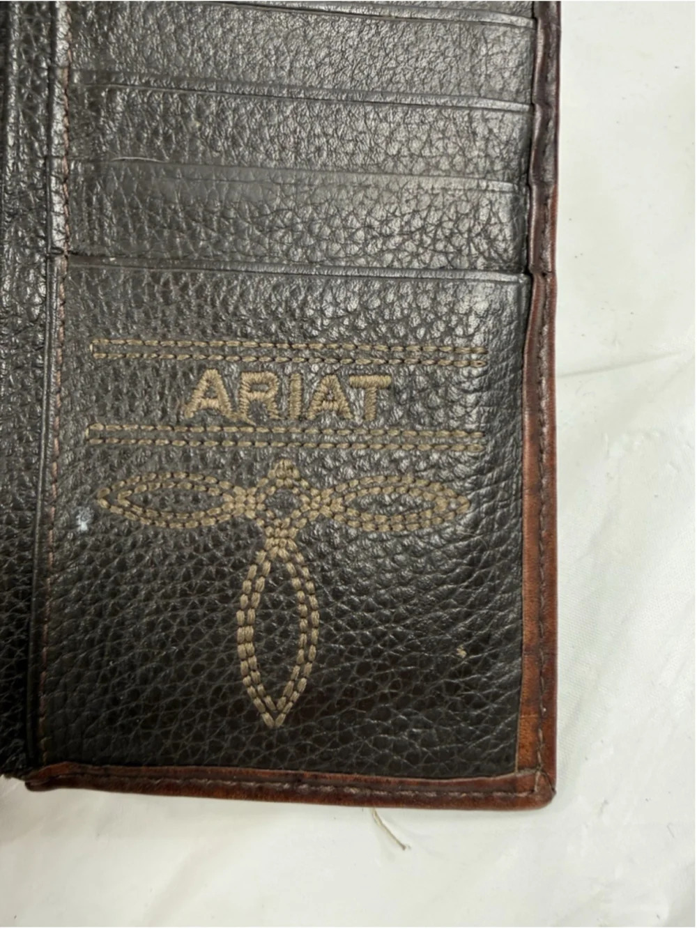 ARIAT Men's Basket Weave Sunburst Rodeo Wallet